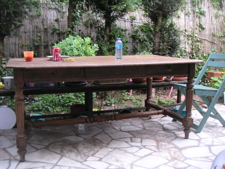 Table d'atelier devient table de jardin barbatruc et récup Créatif Jardin Recup