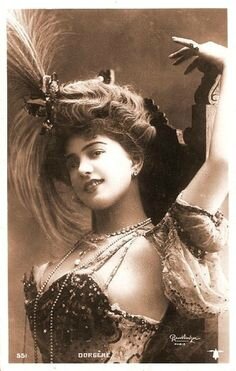 Sara.Ki Burlesque ----