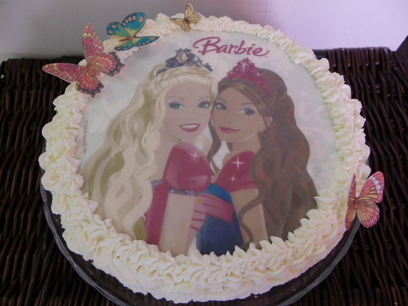 Recette de Gâteau d'anniversaire Barbie Marmiton - gateau barbie anniversaire