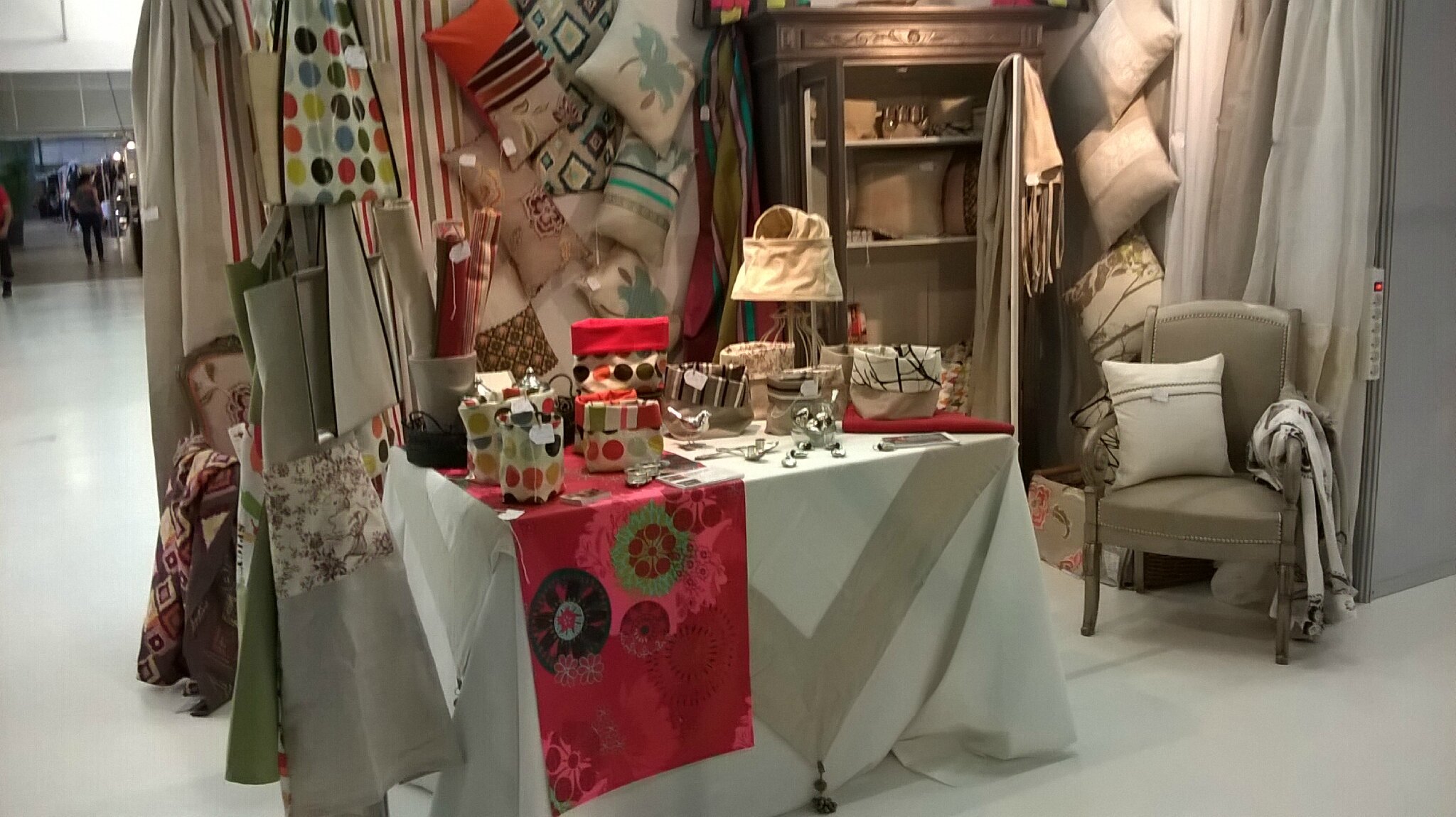 Salon ambiance campagne chic: cuisine couleur gris idees deco avec ...