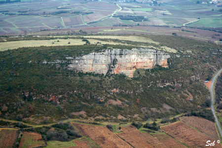 La_Roche_de_Vergisson_01