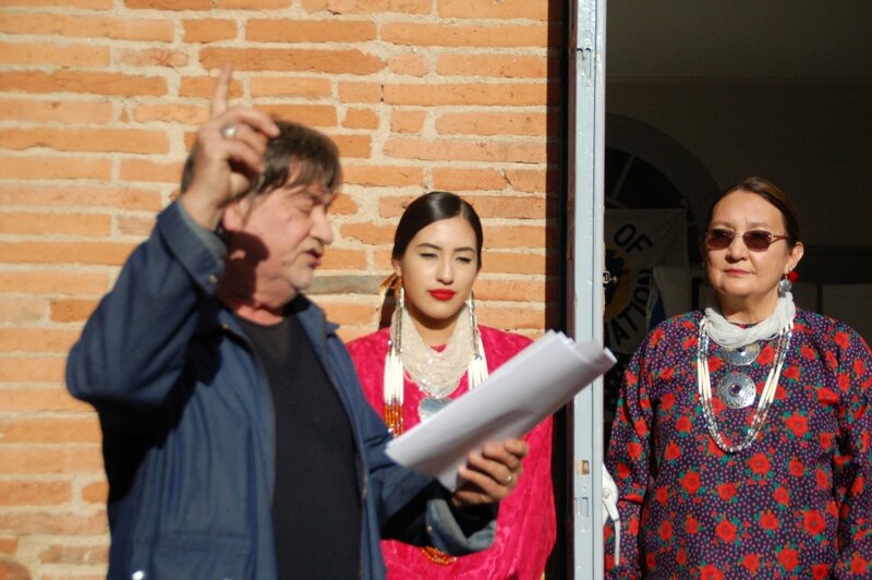 Jacmé Gaudas dit le texte de Leonard Peltier