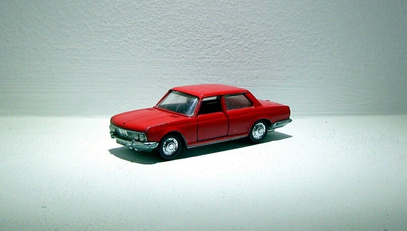 Bmw 2800 (Schuco) 01