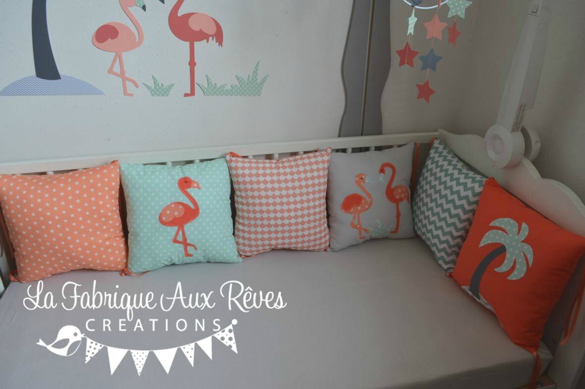 Chambre gris et saumon: décoration chambre bébé flamant rose ...