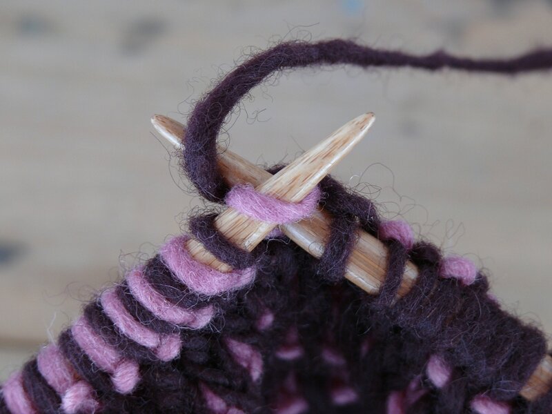 tricoter 2 laines ensemble