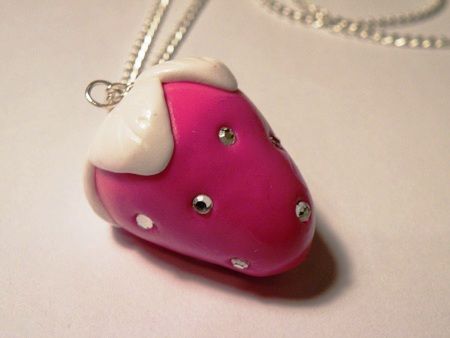 sautoire_fraise_strass