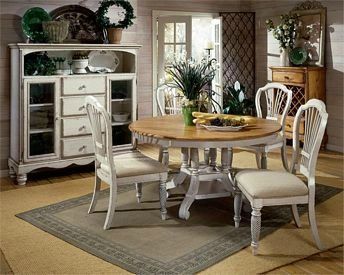 Kitchen and Dining Room Furniture