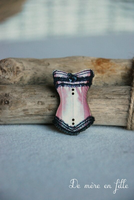 bustier satin rose