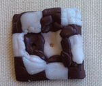 Dammier_marron_et_blanc