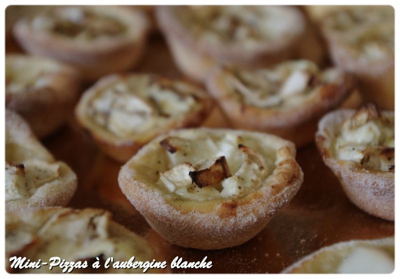 Mini,pizzas à l\u0027aubergine blanche