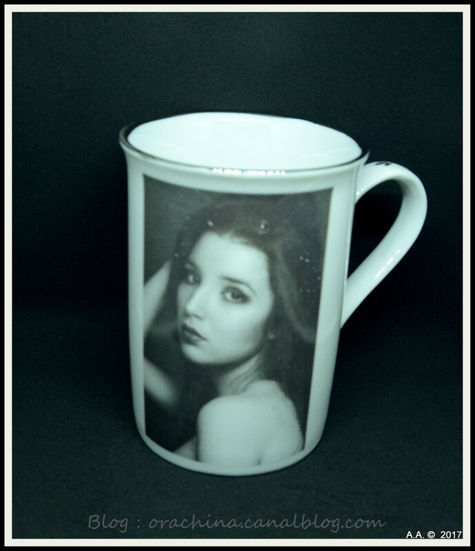 1-MUG D