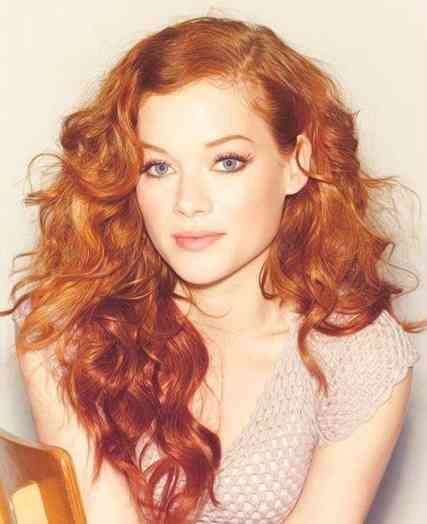 La jolie Rousse