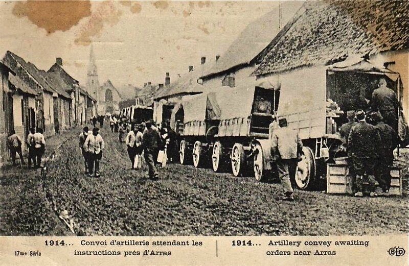 convoi artillerie près d'Arras 1914