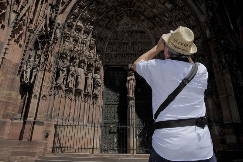 2048x1536_fit_touristes_et_prieres_ne_font_pas_bon_menage_cathedrale_de_strasbourg_le_07_07_2008