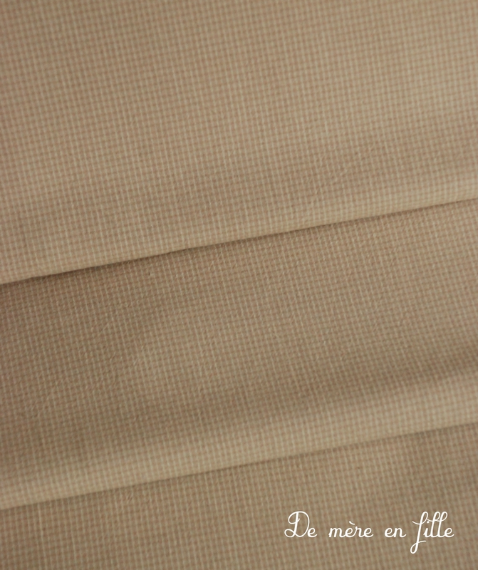 51 petits carreaux beige foncé