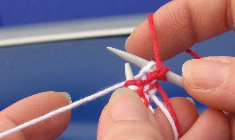 tricoter fil main gauche