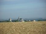 Au loin Provins