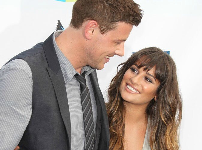 Lea-Michele-J-aime-et-je-soutiens-Cory-Monteith-!_portrait_w674