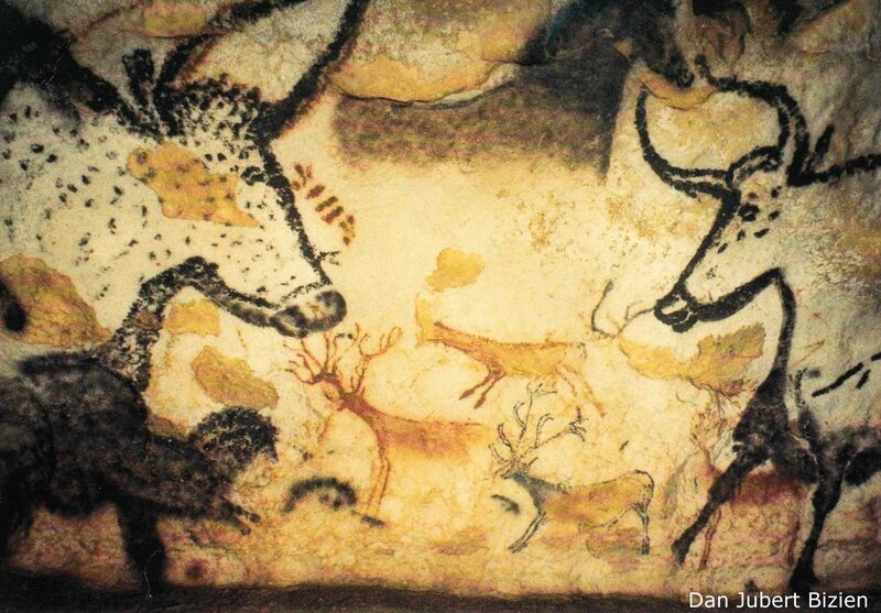 Lascaux-salle-des-taureaux