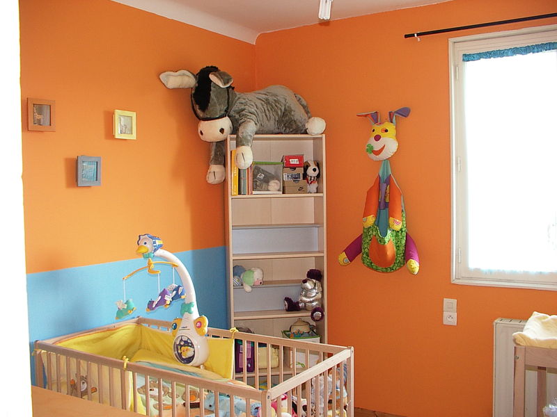 Orange chambre bebe ~ tazmik.com for . Jaune bébé Chambre de idées