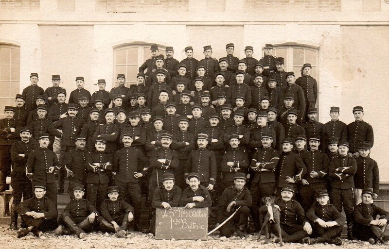 08 Caen, Quartier Claude Decaen, groupe 1913, 43e RAC,1914, 1ère batterie