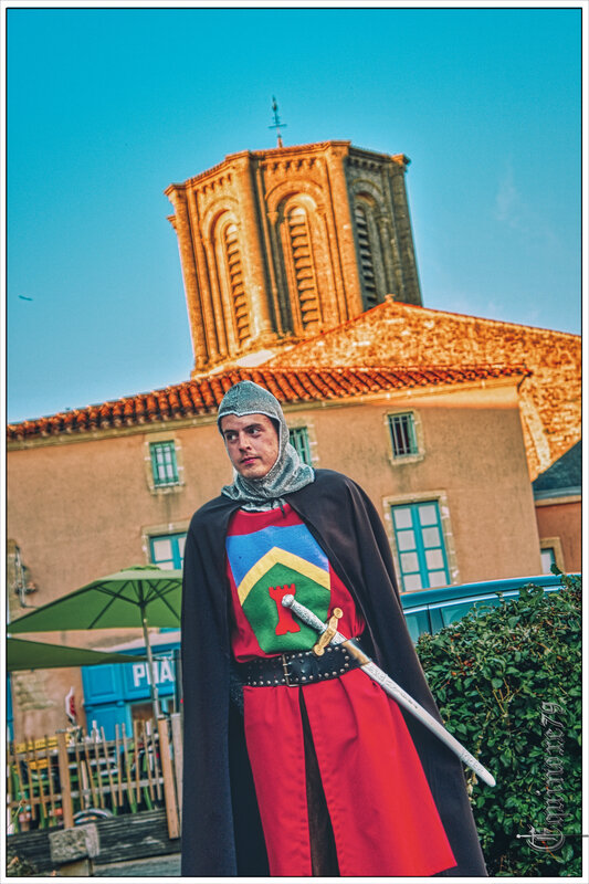 La chapelle de la vierge de l’église de Vouvant, tombeau de Geoffroy de Lusignan (surnommé la Grand’Dent) (2)