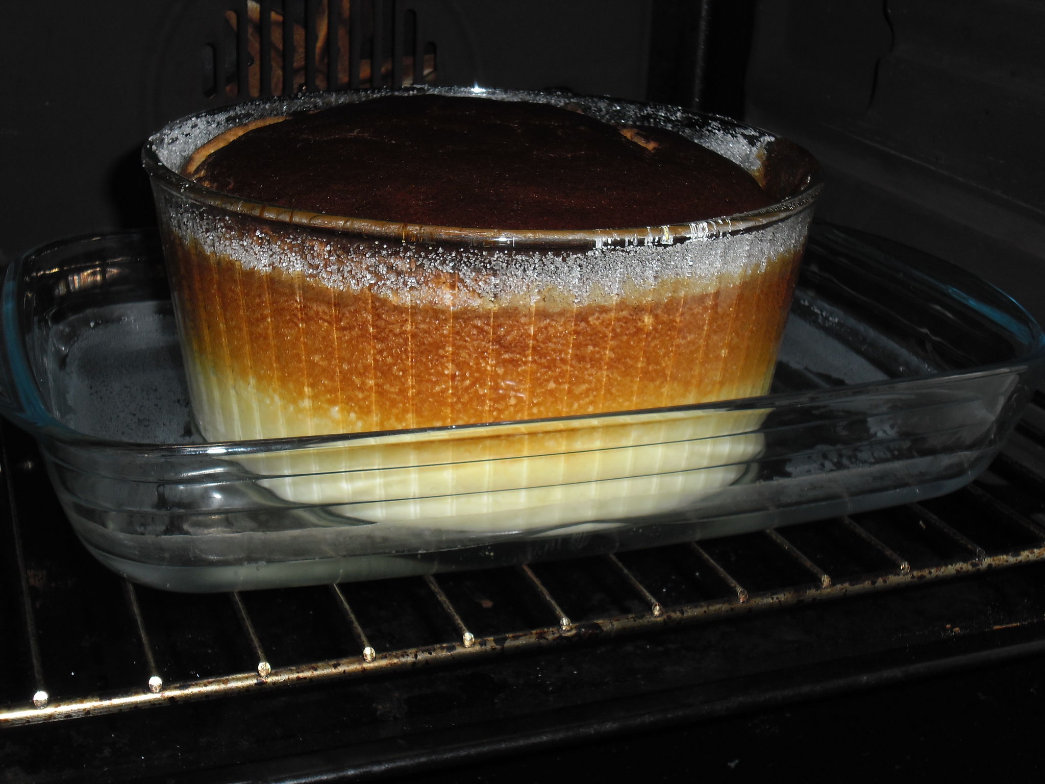 Gateau Mousseux Et Son Coulis De Framboises La Bonne Pitance