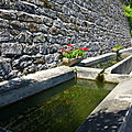 abreuvoir et lavoir à Singles
