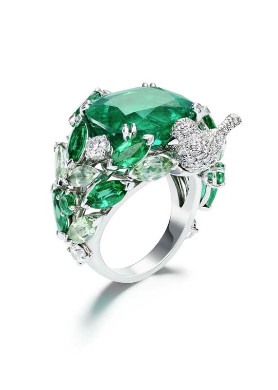 Aquamarine-and-Diamond-‘Wrapped-Heart’-Brooch-Verdura