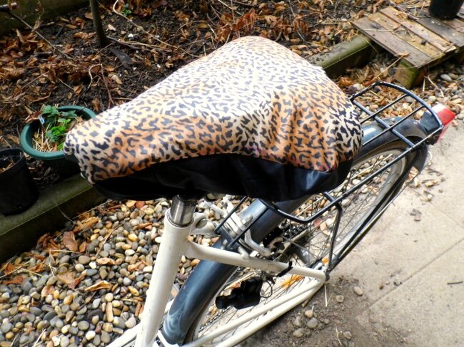 Housses selles de vélo en parapluie recyclé 4 Mars 2016