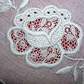 papillons_et_rose_broderie_tourangelle_1