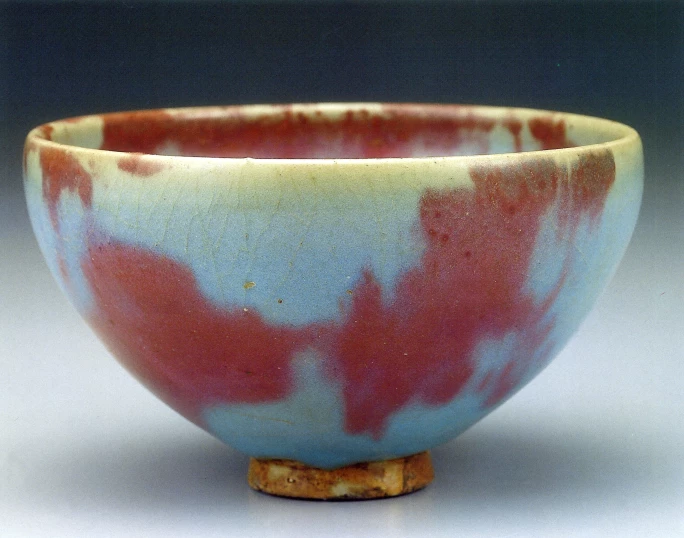 A Jun purple-splashed bowl, attributed to the Yuan dynasty, National Palace Museum, Taipei