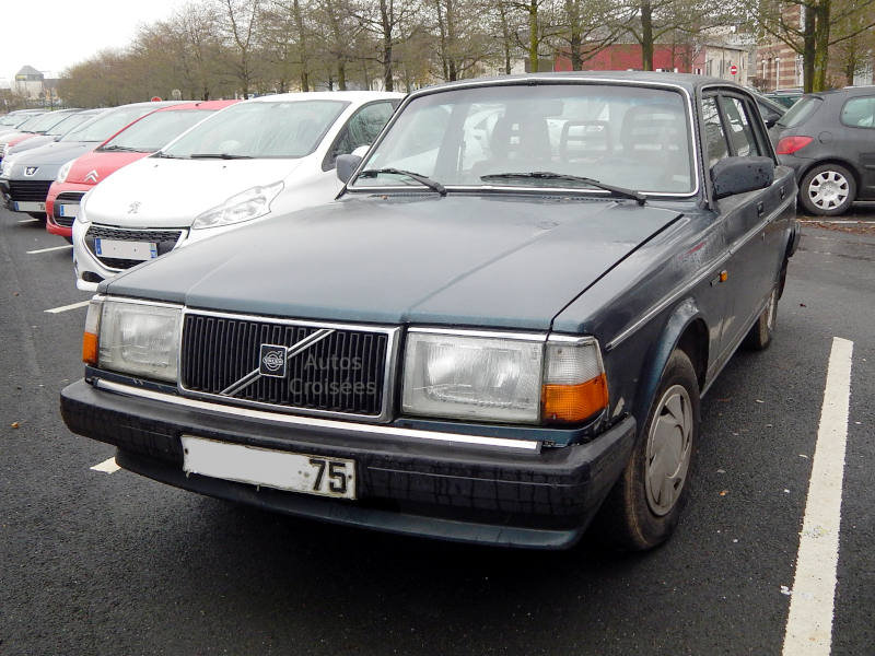 Volvo230GLinjectionav1