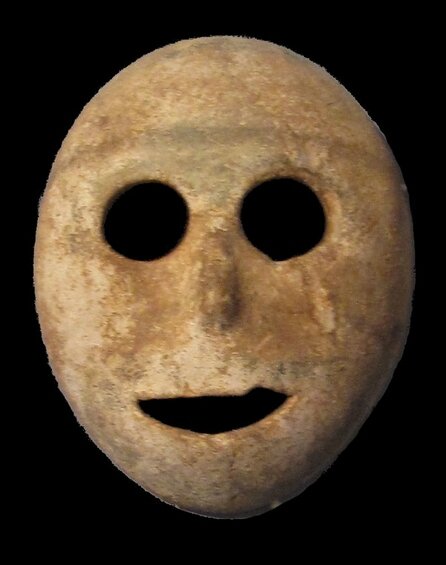Masque en pierre de la période néolithique, ICP