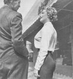 1952-01-Beverly_Carlton_hotel-day2-sitting01-walk-021-1-by_halsman-1a