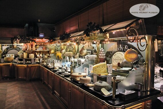 LES_GRANDS_BUFFETS_a_NARBONNE_buffets_des_fromages__