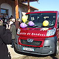27 - Autour de l'arrivée du minibus à Buduslau