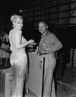 1960-06-01-on_set_LML-birthday_of_MM-032-1a