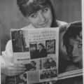 Hotties reading 27