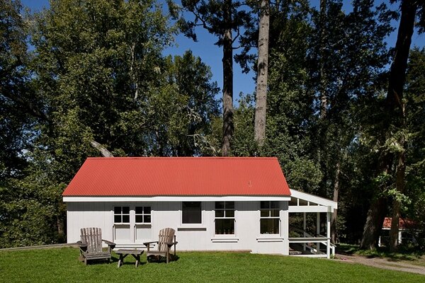 inverness-bathhouse-decor-ideas