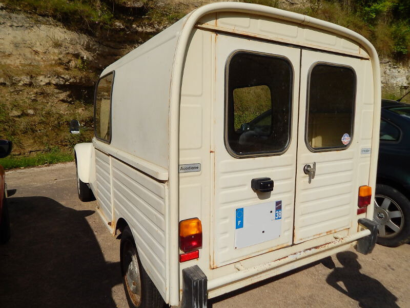 CitroenAcadyanear1