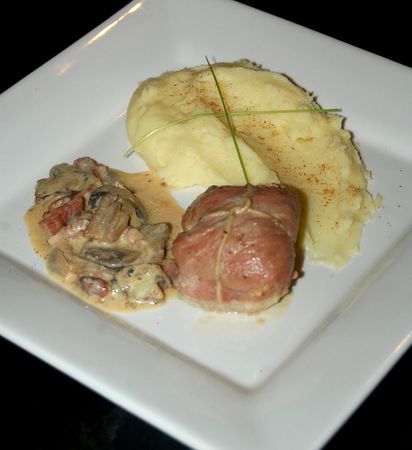 Paupiettes_de_porc_sauce_champignon_013