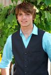 joel_courtney_premiere_the_odd_life_of_timothy_green_01
