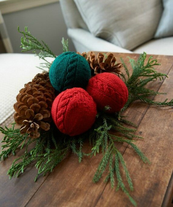 Cute-And-Cozy-Knitted-by FAMILY HOLIDAY