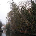 Bruges, en flânant le long des canaux