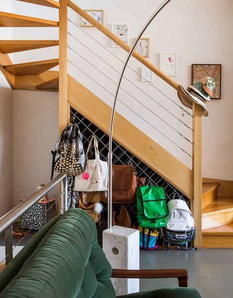 MelSimon_stair