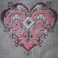 pour Angèle: gros plan sur la broderie
