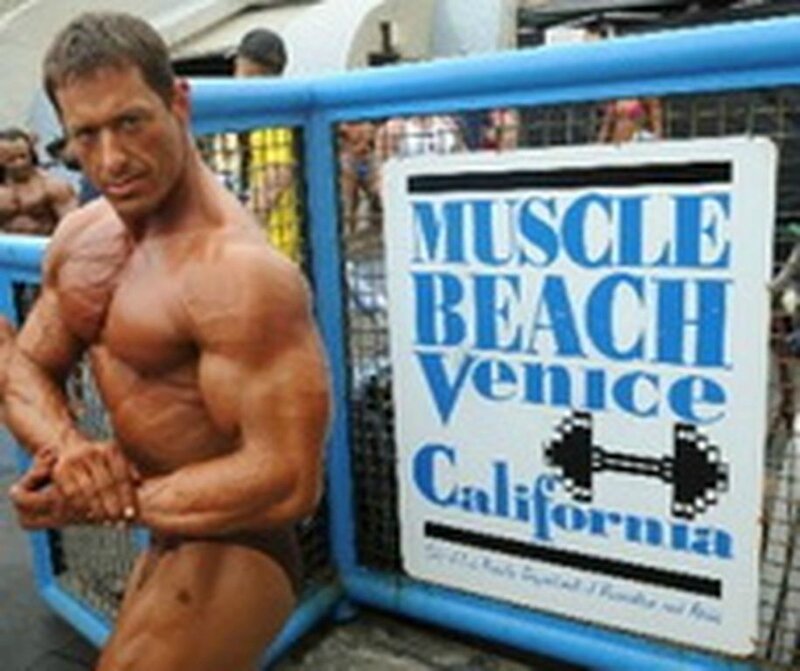 muscle-beach-venice-los-angeles