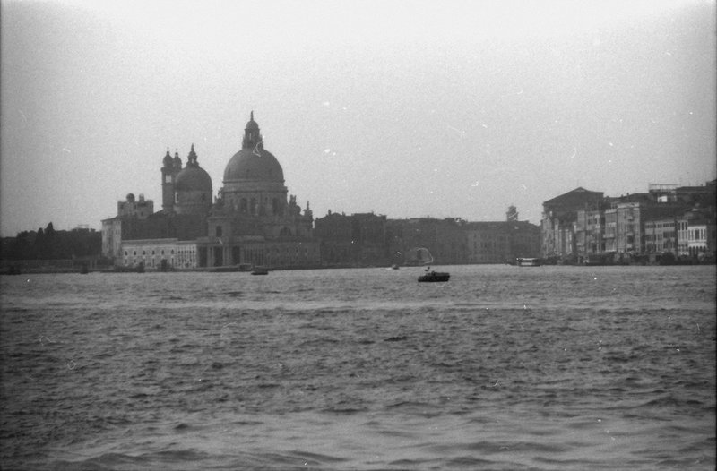 N 93 01 Venise 1 27