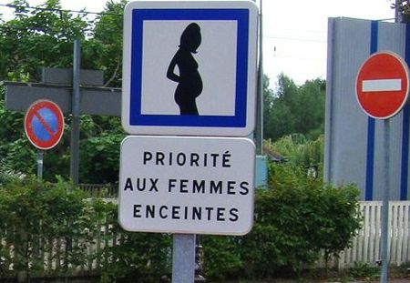 panneau-priorite-femme-enceinte